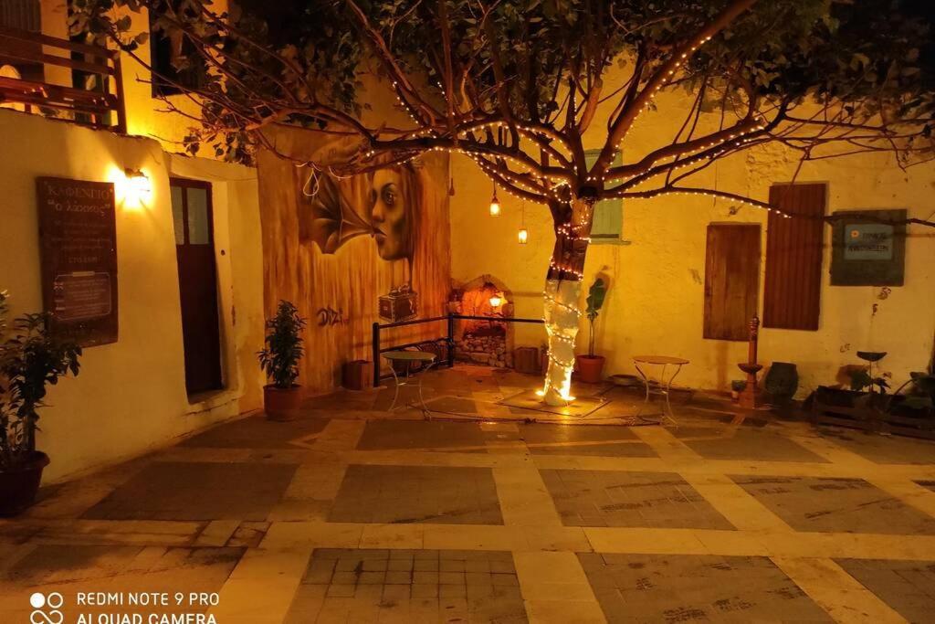 Malama's Maisonette At The Historic Center